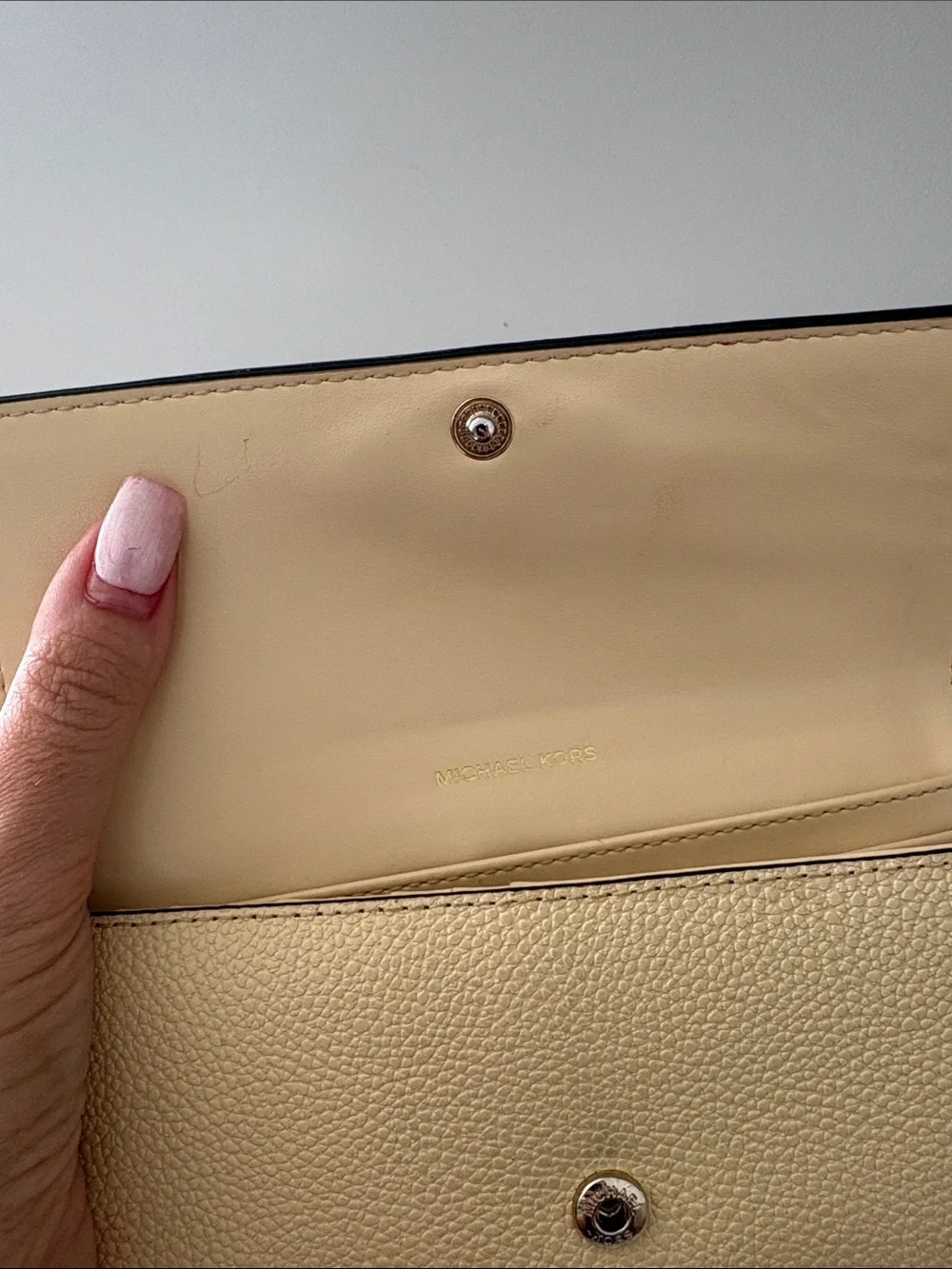Michael Kors Beige Leather Clutch Wallet